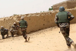 Read more about the article Bandits Bow To Superior Firepower Of Soldiers In Kaduna, Abandon Kidnap Mission