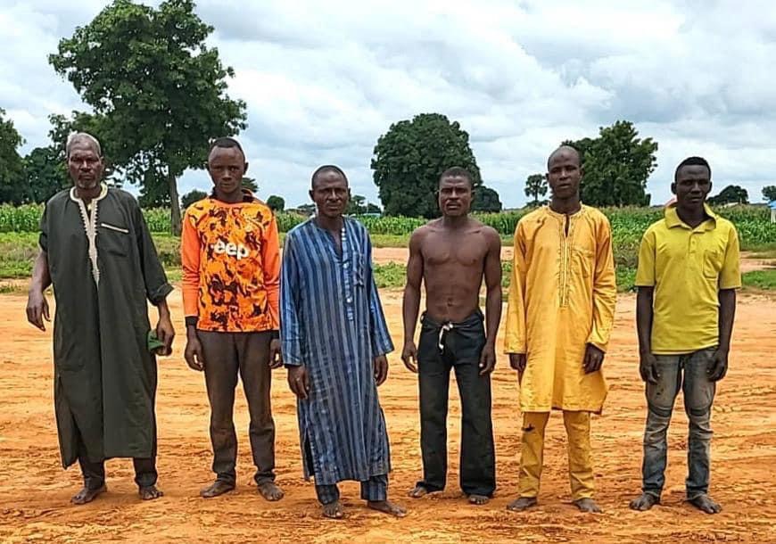Read more about the article KDSG Security Update: Troops clear camp of notorious bandit Lawal Kwalba in Chikun forest