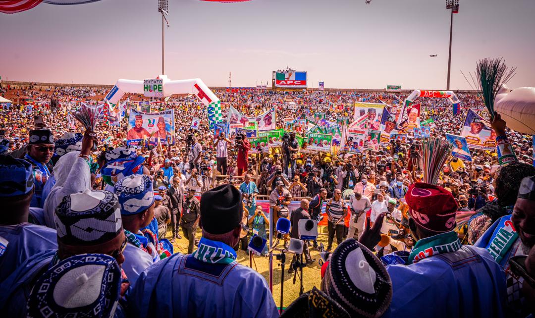 Read more about the article At Kaduna APC rally, Tinubu promises national industrial revolution, completion of AKK gas pipeline