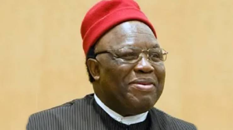Read more about the article Asíwájú Tinubu pays tribute to Ohaneze leader, George Obiozor