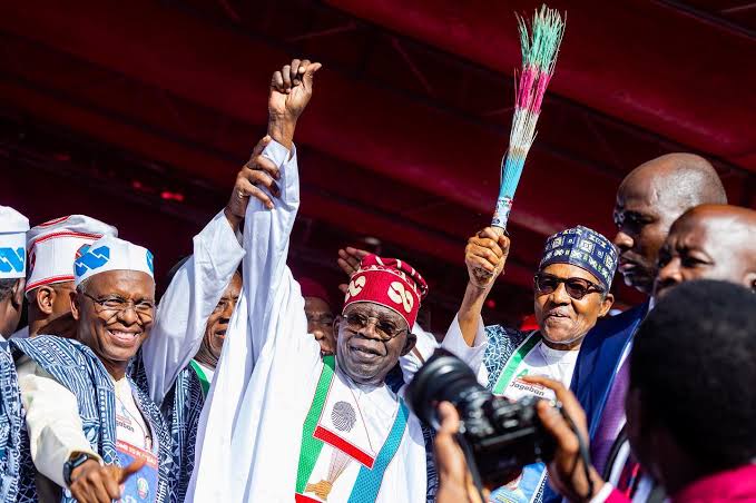 You are currently viewing Buhari leads APC campaign in Bauchi