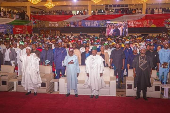 Read more about the article You’re key to Nigeria’s progress, Tinubu tells youths in Abuja townhall meeting