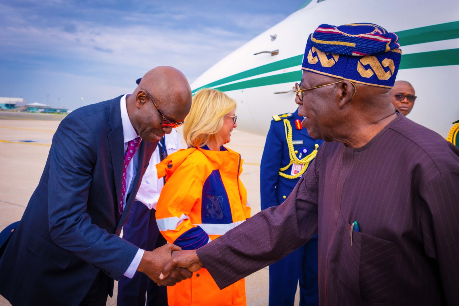 Read more about the article STATE HOUSE PRESS RELEASE | PRESIDENT TINUBU PAYS TRIBUTE TO LATE NIGERIAN AMBASSADOR TO FRANCE, AMB. KAYODE LARO