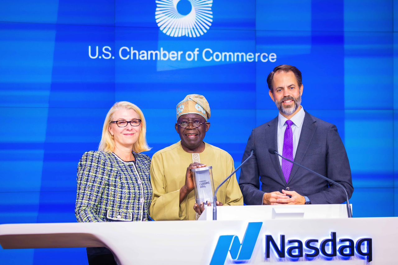 Read more about the article PRESIDENT TINUBU BECOMES FIRST EVER AFRICAN LEADER TO RING CLOSING BELL AT NASDAQ; WOOS LARGE SCALE INVESTMENT AT THE NIGERIA-U.S. EXECUTIVE BUSINESS ROUNDTABLE