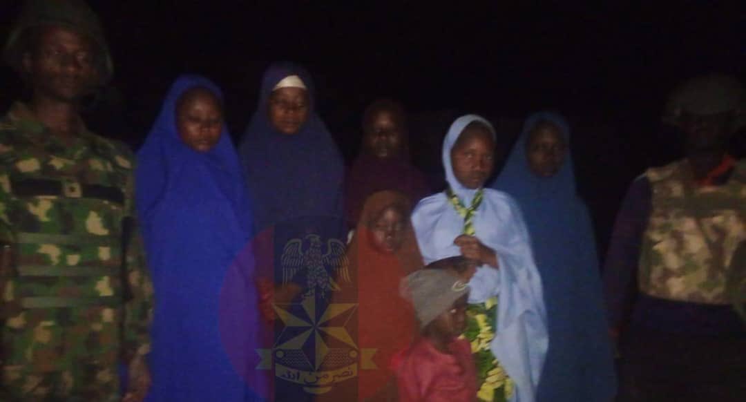 You are currently viewing TROOPS OF 3 BRIGADE RESCUE 7 KIDNAPPED VICTIMS IN TSANYAWA