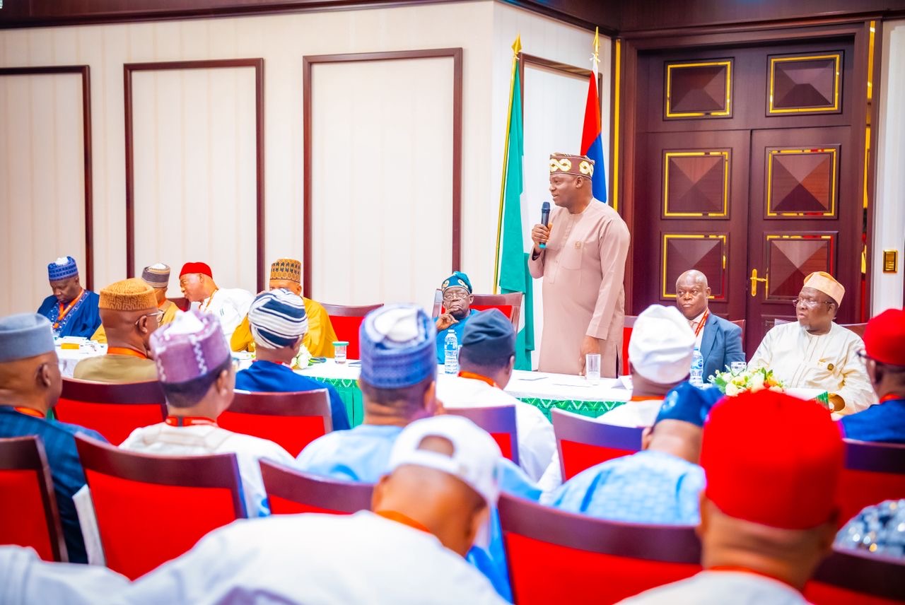 You are currently viewing Meeting with President Tinubu: What Renewed Hope Leaders and Ambassadors say